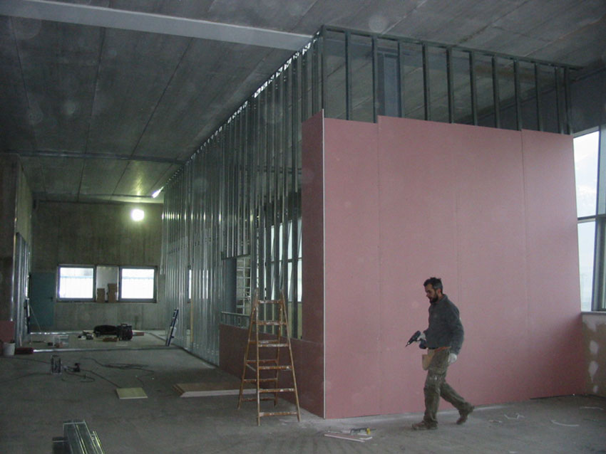 Marzo 2011: allestimento uffici magazzino 10.
